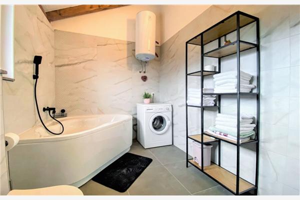 House K1, for 8 persons