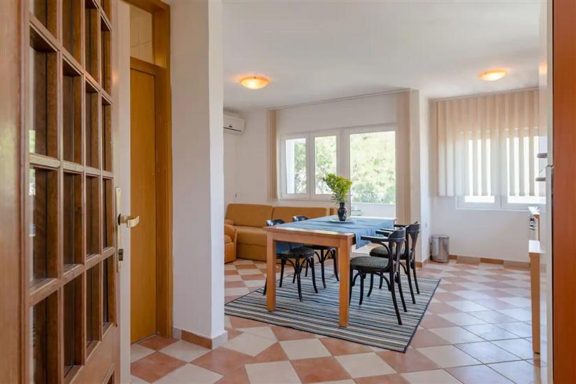 Apartment A1, for 3 persons