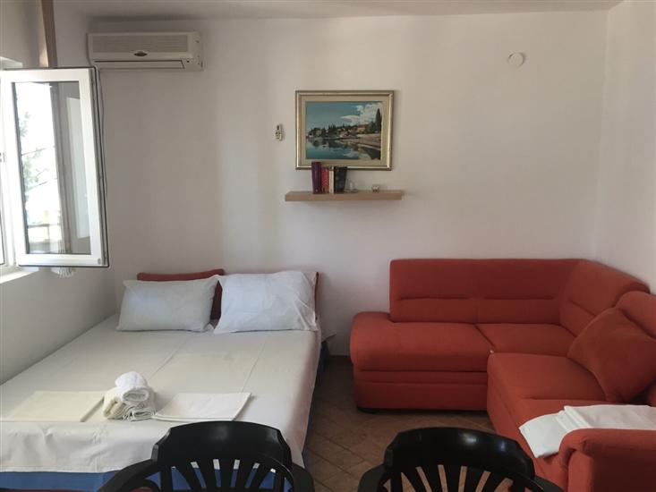 Apartment A2, for 2 persons