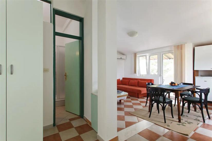 Apartment A4, for 3 persons