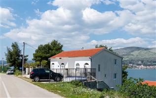Apartment - Okrug Donji (Ciovo)