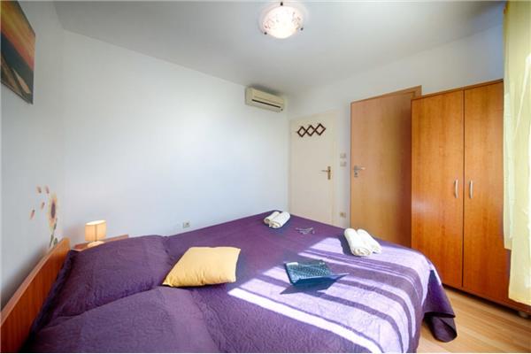 House K1, for 8 persons