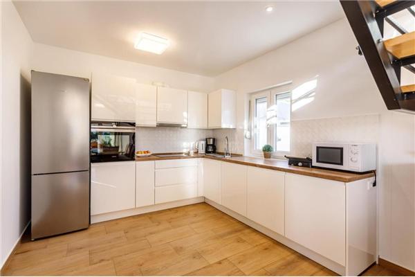 House K1, for 8 persons