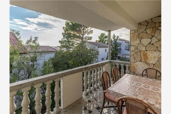 Apartment A3, for 5 persons