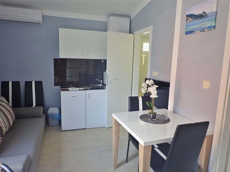 Apartment A3, for 5 persons