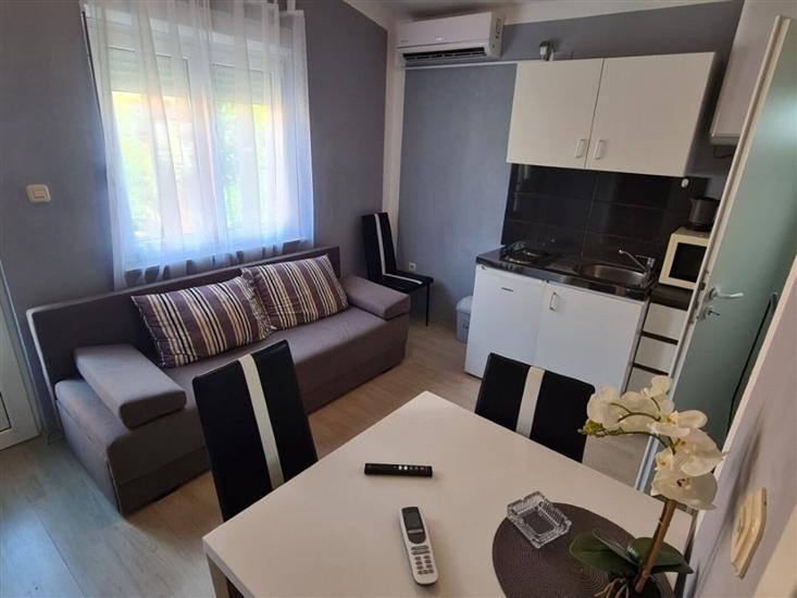 Apartment A3, for 5 persons