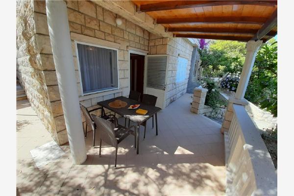 Apartment A1, for 3 persons