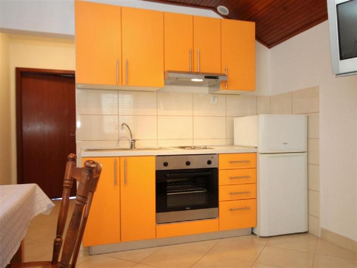 Apartment A2, for 3 persons