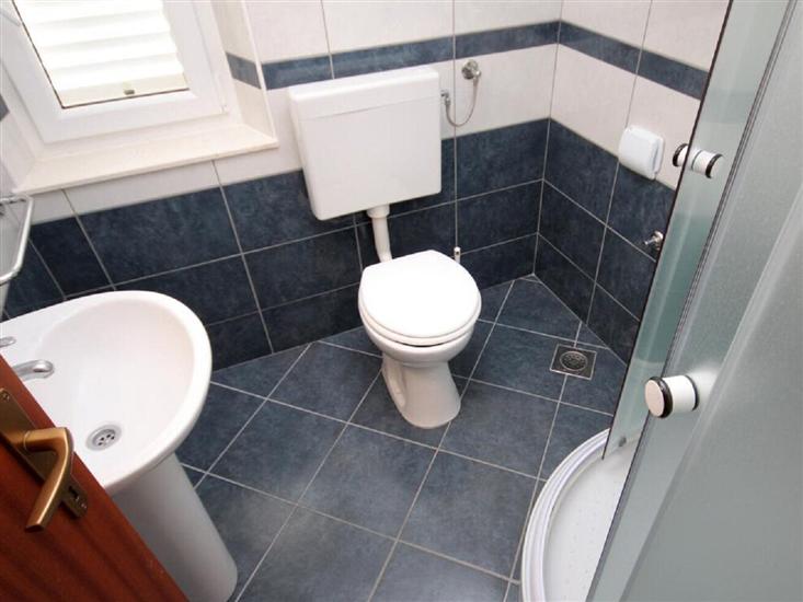 Apartment A2, for 3 persons