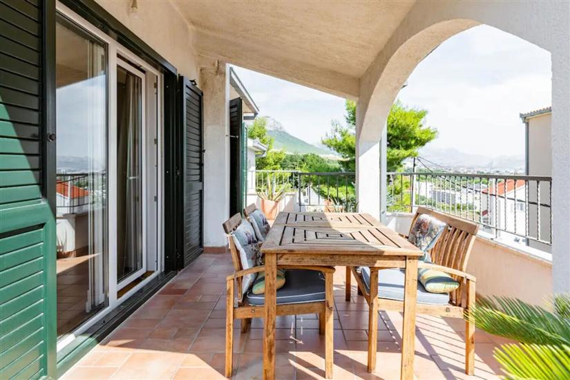 House K1, for 10 persons