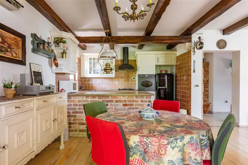 House K1, for 10 persons