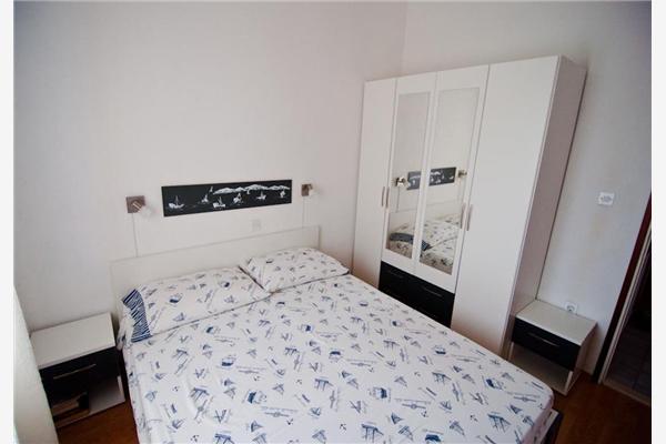 Apartment A1, for 6 persons