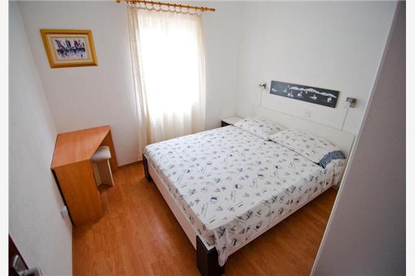 Apartment A1, for 6 persons