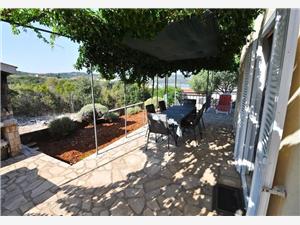 Apartment Middle Dalmatian islands,BookVeraFrom 117 €