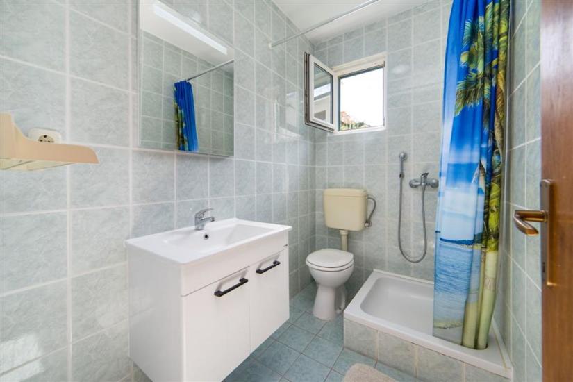 Apartment A2, for 3 persons