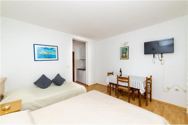 Apartment A3, for 3 persons
