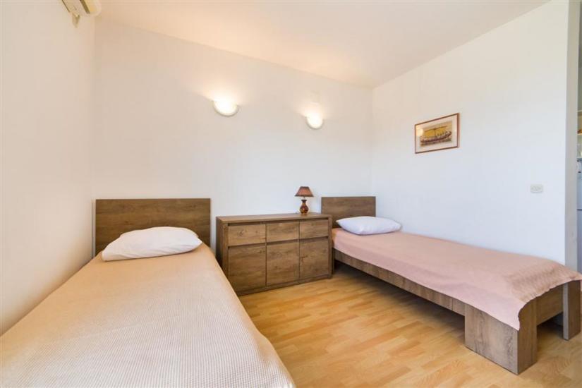 Apartment A4, for 4 persons