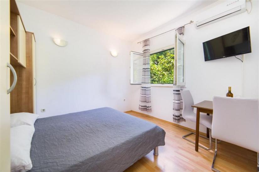 Apartment A7, for 2 persons