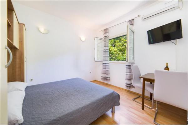 Apartment A7, for 2 persons