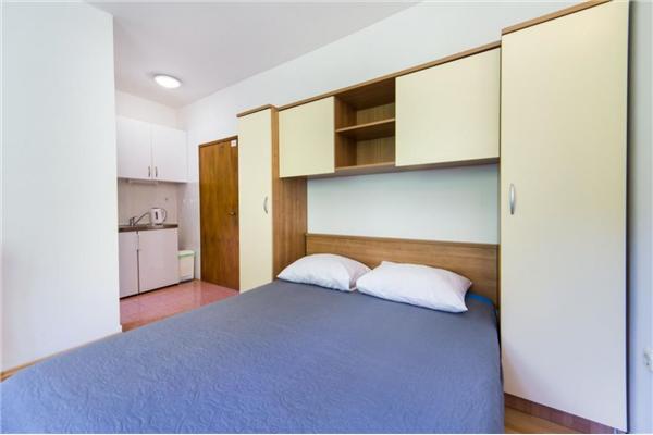 Apartment A7, for 2 persons