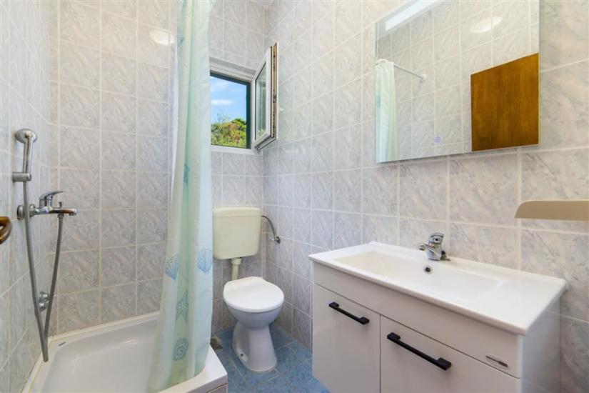 Apartment A7, for 2 persons