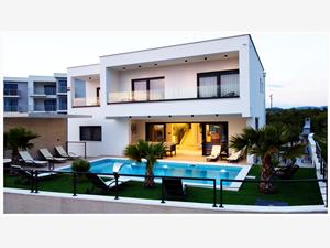 Villa Golden Shine Primosten, Superficie 272,00 m2, Hébergement avec piscine