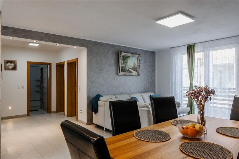 Apartment A1, for 6 persons