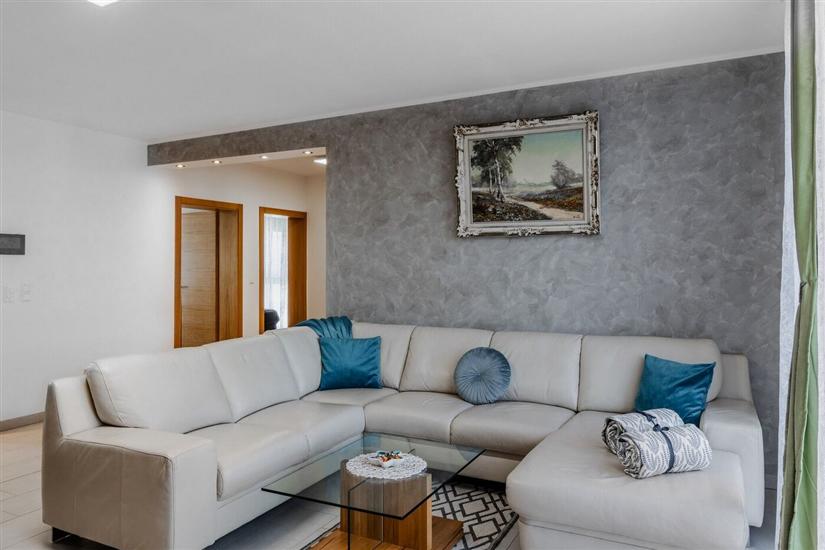 Apartment A1, for 6 persons