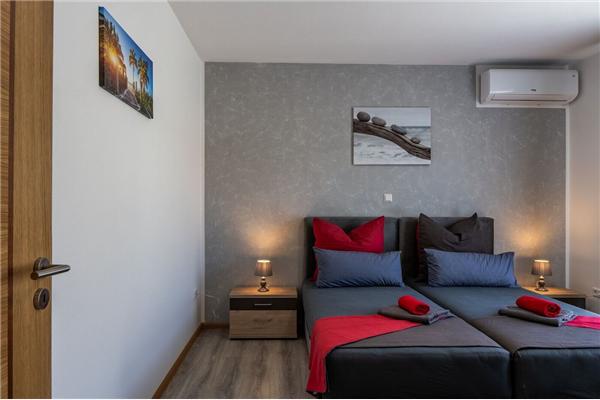 Apartment A1, for 6 persons