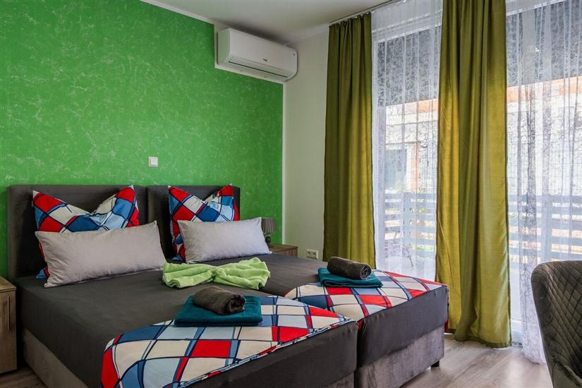 Apartment A1, for 6 persons