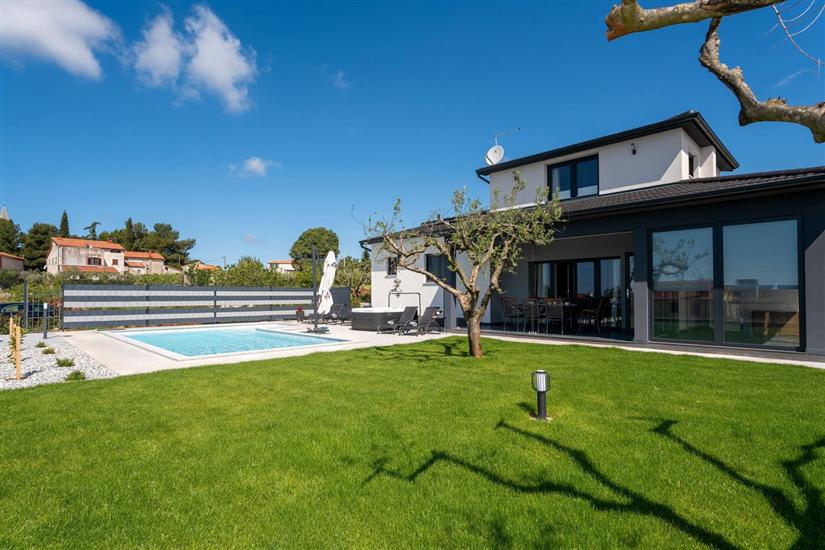 Villa Jasminka s bazenom i  whirlpool-om