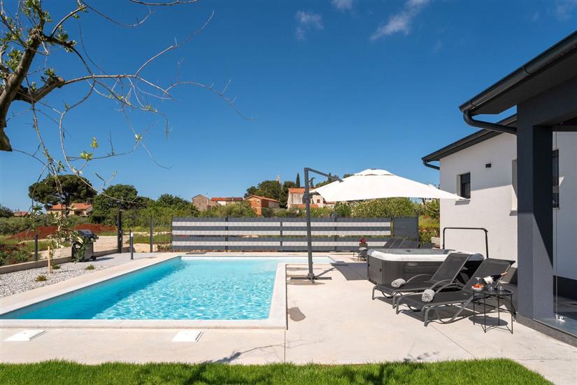 Villa Jasminka s bazenom i  whirlpool-om