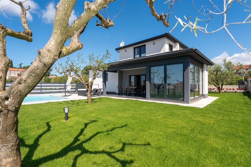 Villa Jasminka s bazenom i  whirlpool-om