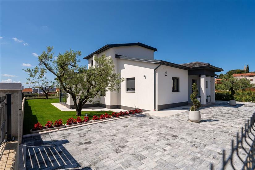 Villa Jasminka s bazenom i  whirlpool-om