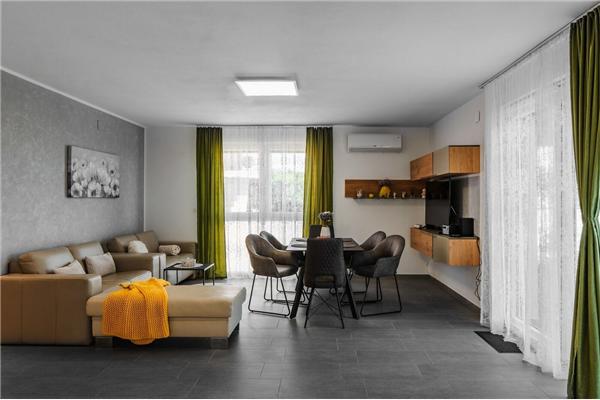 Apartment A2, for 6 persons