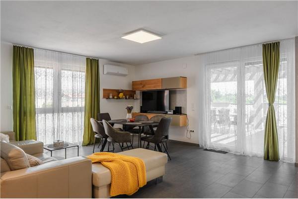 Apartment A2, for 6 persons