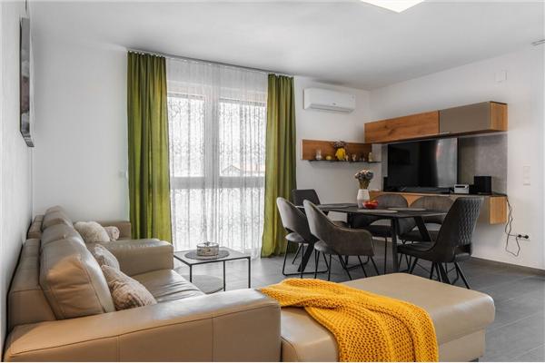 Apartment A2, for 6 persons