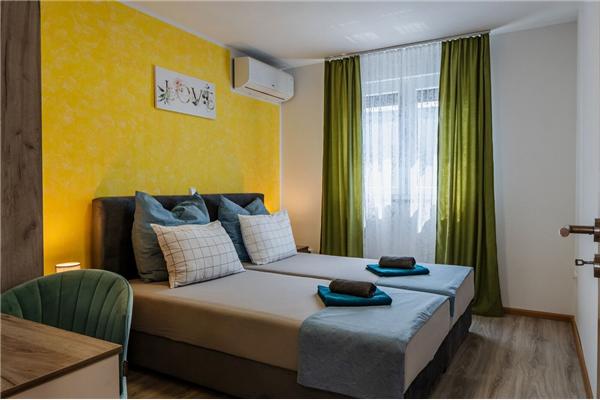 Apartment A2, for 6 persons