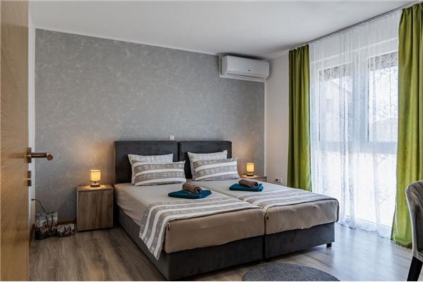 Apartment A2, for 6 persons