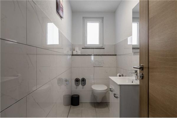 Apartment A2, for 6 persons