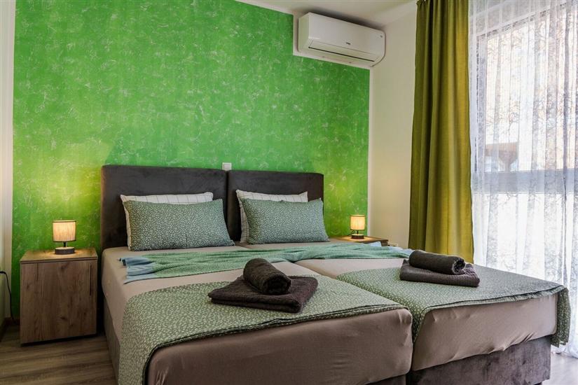 Apartment A2, for 6 persons