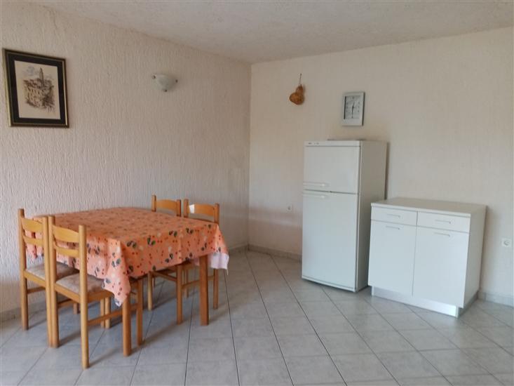 Apartment A2, for 3 persons