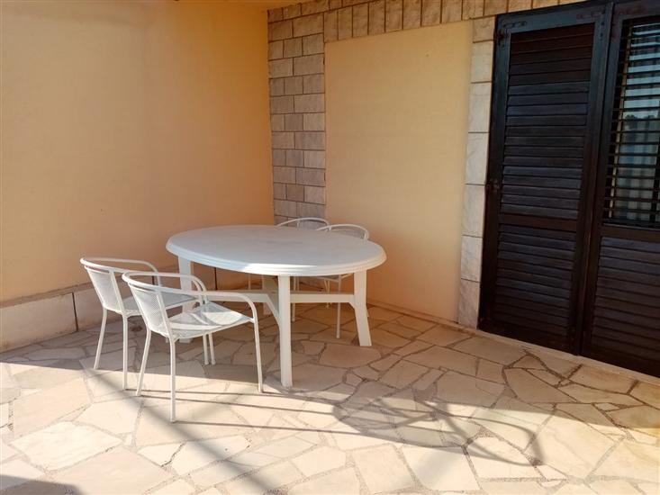 Apartment A3, for 5 persons