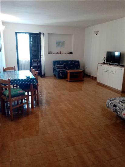 Apartment A3, for 5 persons