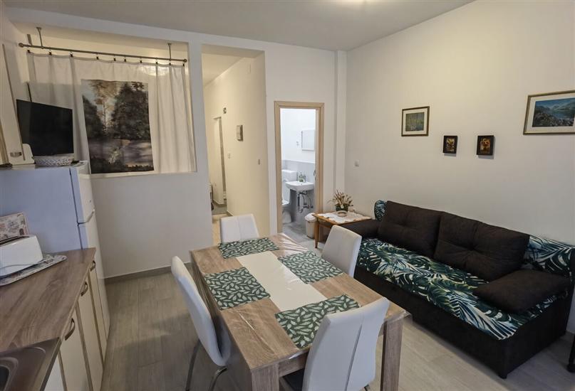 Apartment A1, for 3 persons