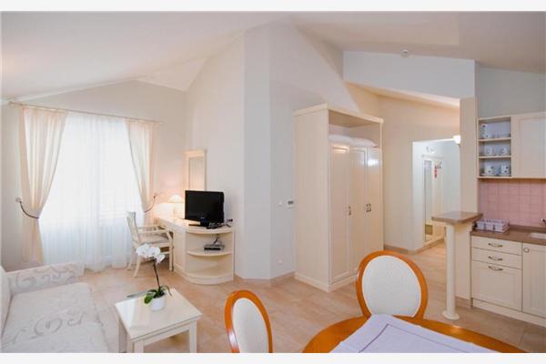 Apartment A7, for 4 persons