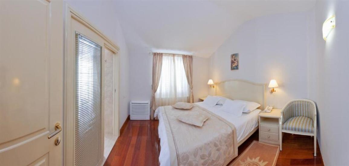 Apartment A7, for 4 persons