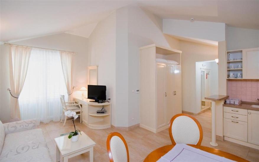 Apartment A8, for 4 persons