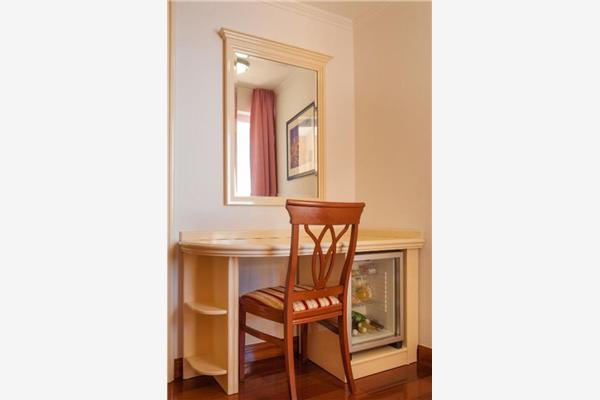 Room S10, for 2 persons