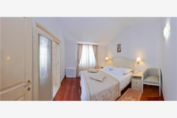 Apartment A11, for 4 persons